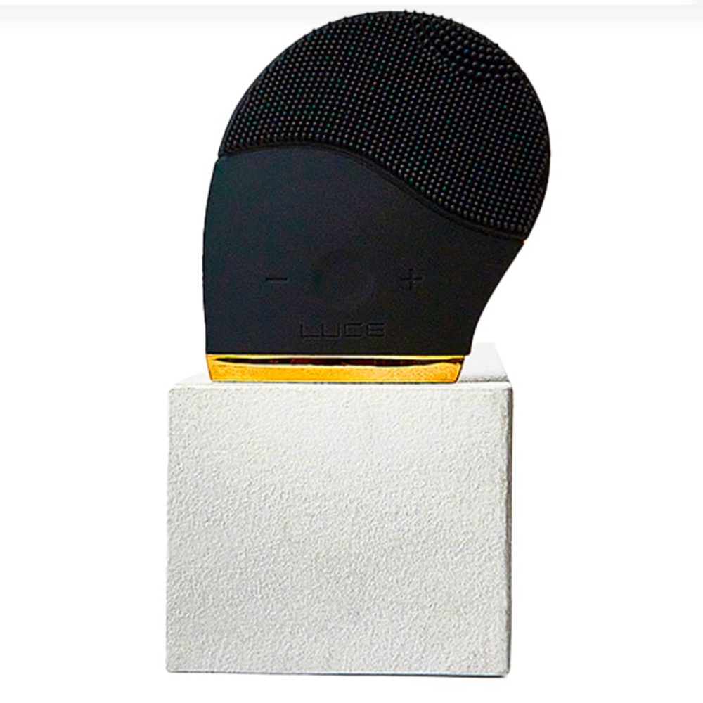 ✨🆕 Luce Beauty Rechargeable/Waterproof Luce 180 Electric Facial Cleanser Tool✨